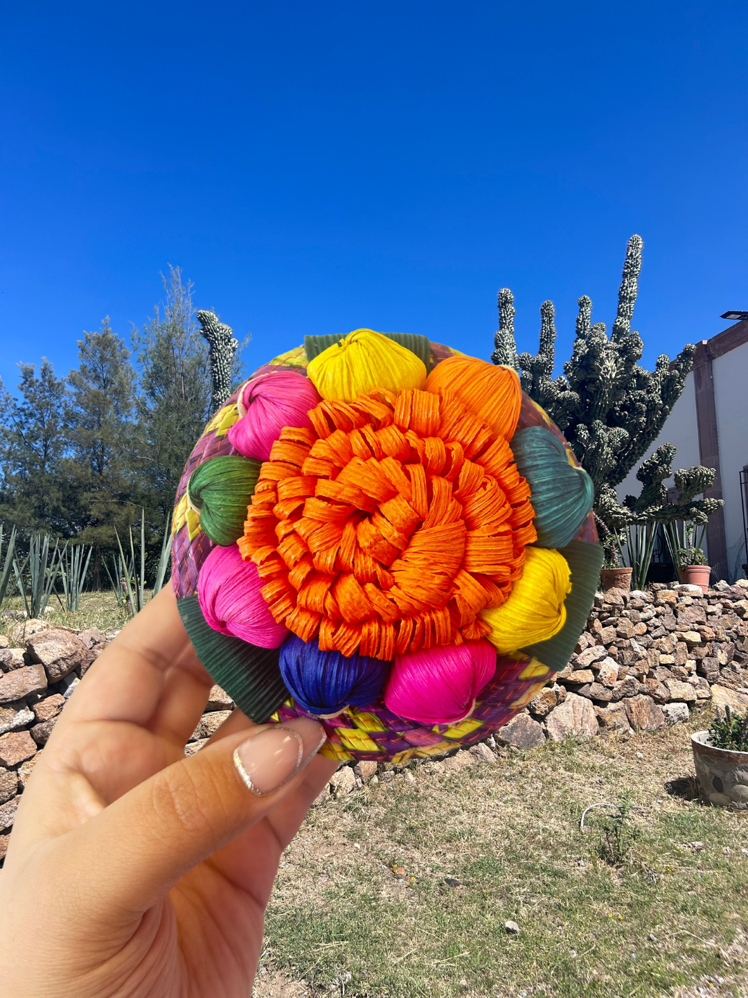 Straw Basket with Flower Lid